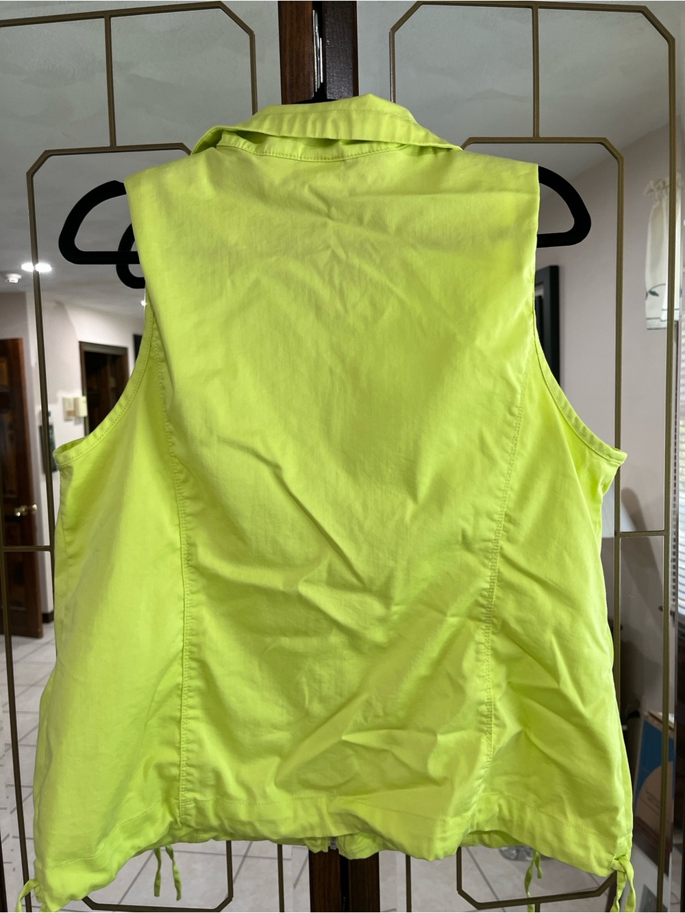 Zenergy Neon Yellow Sleeveless Hooded Vest - Picture 2 of 7